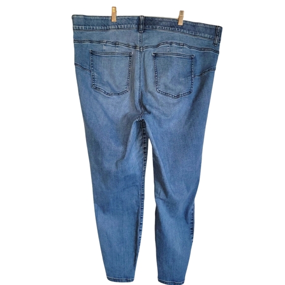 Sz 22 TORRID Bombshell Skinny Stitch Detail Stretchy Denim Jeans - Picture 5 of 8